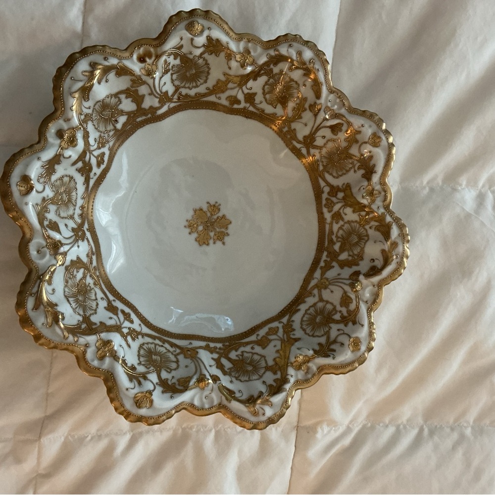 ANTIQUE Gold and White Nippon PORCELAIN BOWEL - Picture 4 of 5